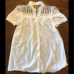 Millau Womens XS White Lace Linen Top Short Sleeve Button Down Shirt